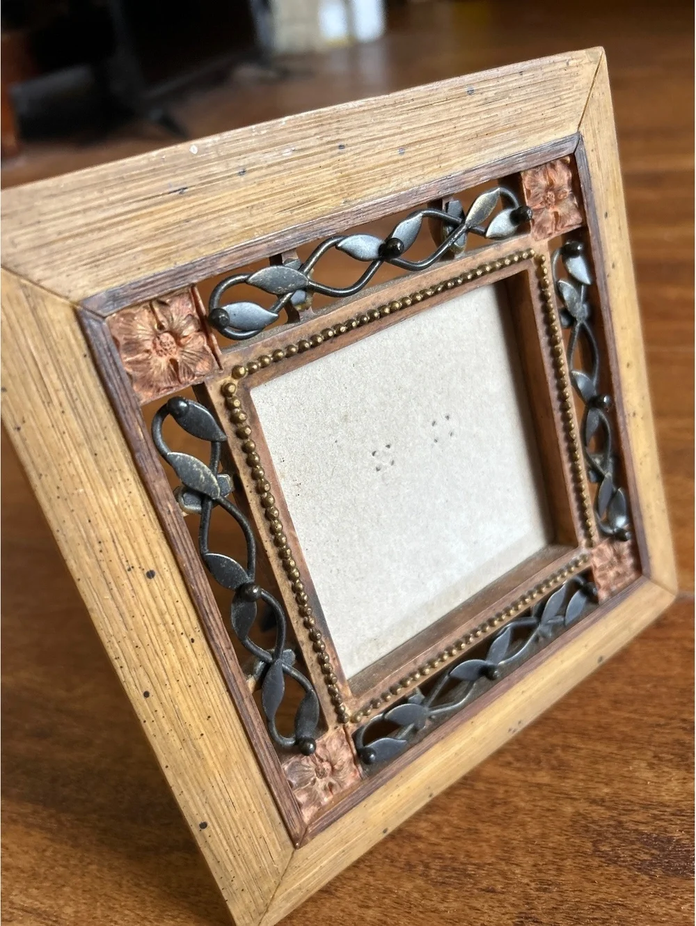 N/A wooden it